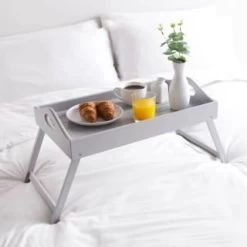 B&M Breakfast Tray With Legs
